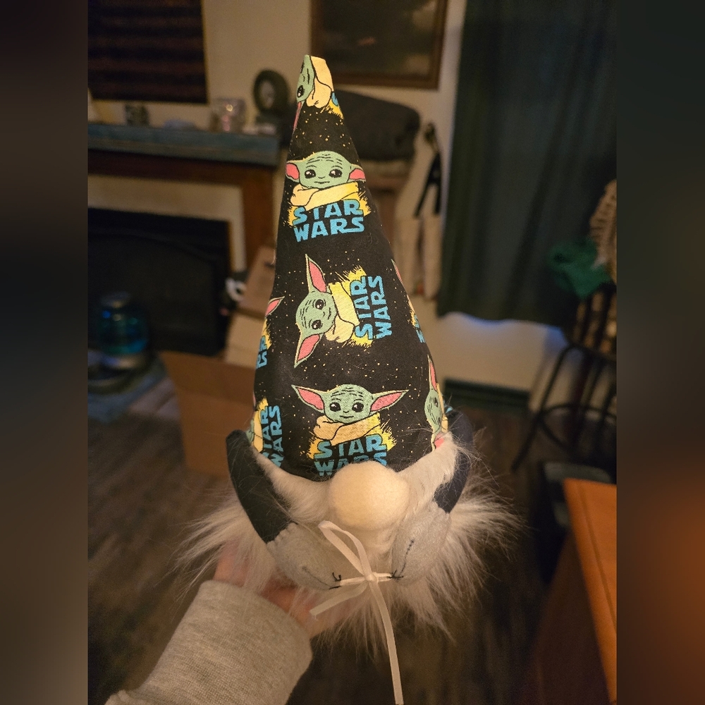 Star Wars Gnome with Baby Yoda Hat